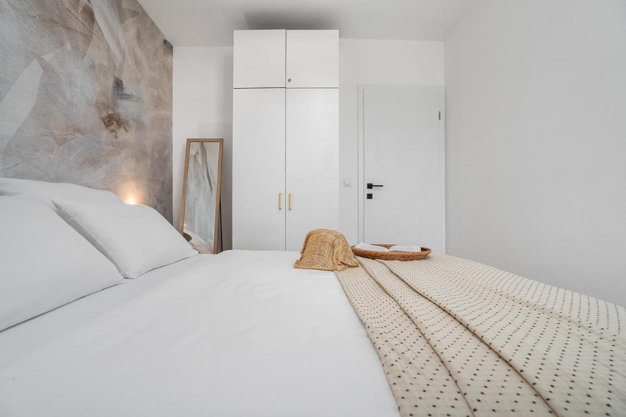 Villa Lux Promajna Exteriör bild