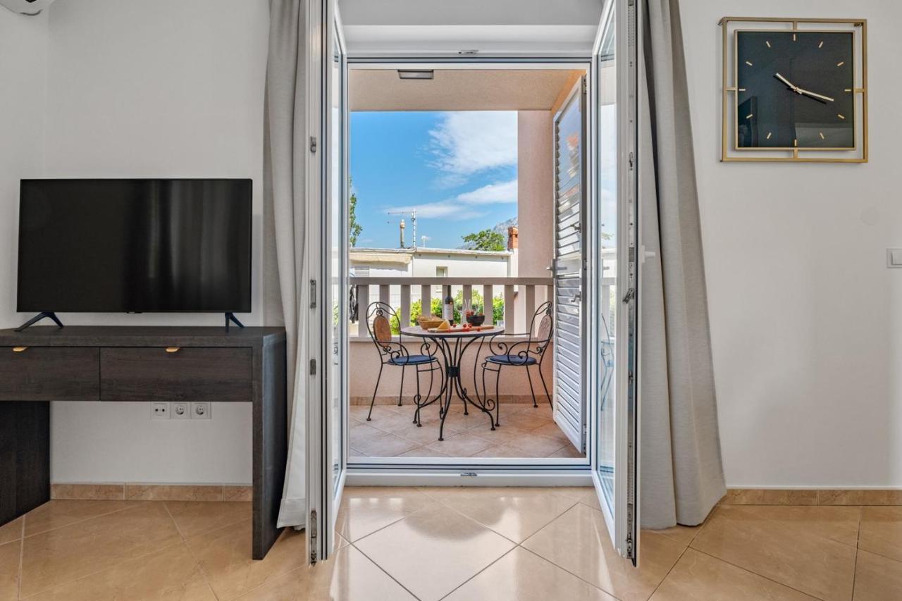 Villa Lux Promajna Exteriör bild