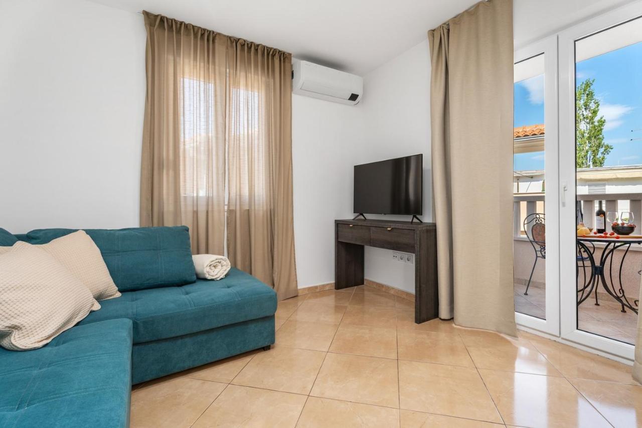 Villa Lux Promajna Exteriör bild