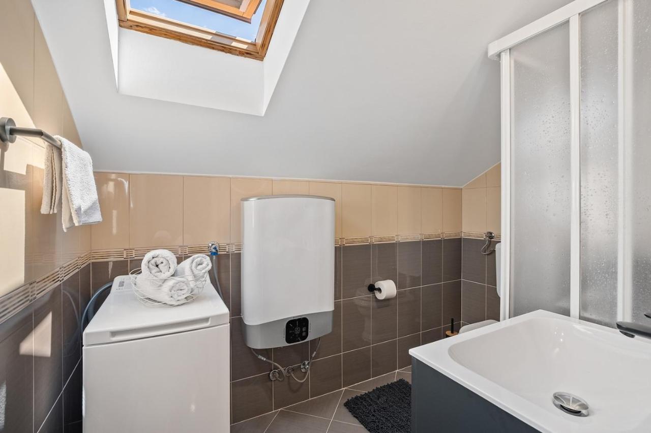 Villa Lux Promajna Exteriör bild